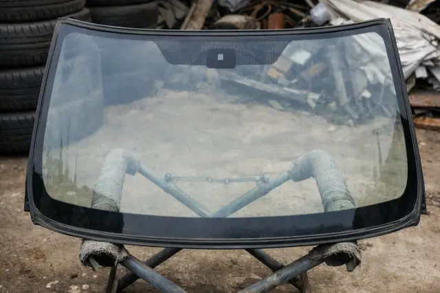 Ex-Japan 2001 Honda Jazz front Windshield