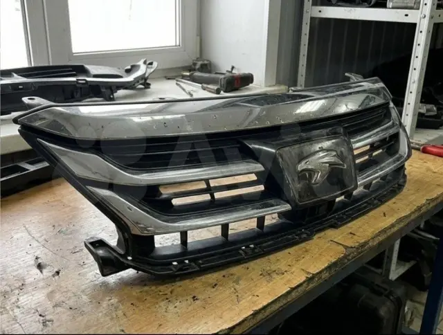 Toyota Harrier 2018 front Grille