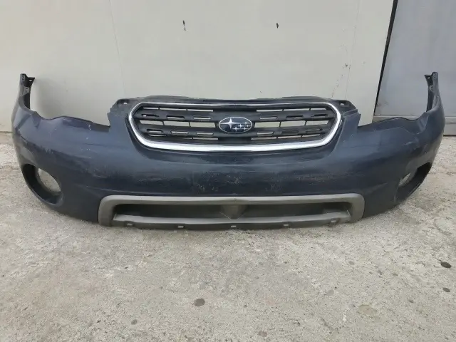 2007 Subaru Outback front bumper