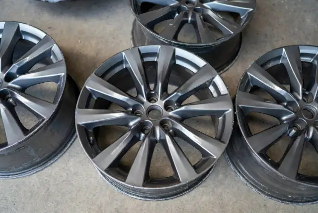 2017 CX5 19 inch Rim set