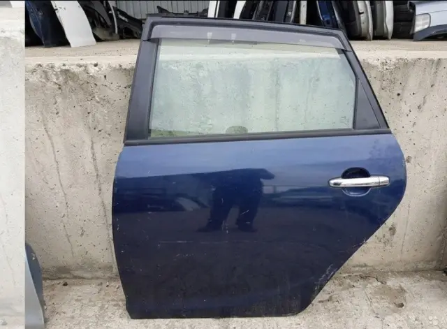2003 Toyota Caldina back left door Navy blue for sale