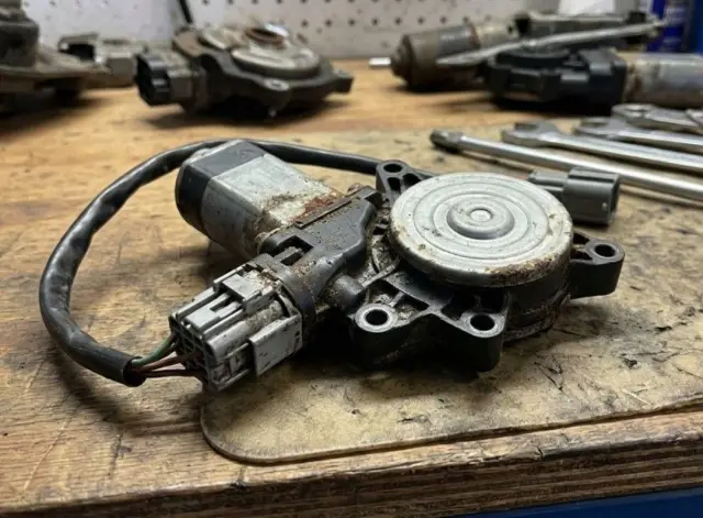 Honda Fit GD power window motor