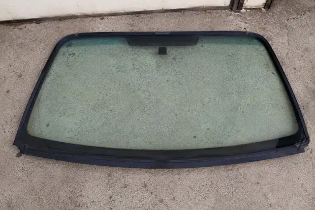 2004 subaru forester windshield